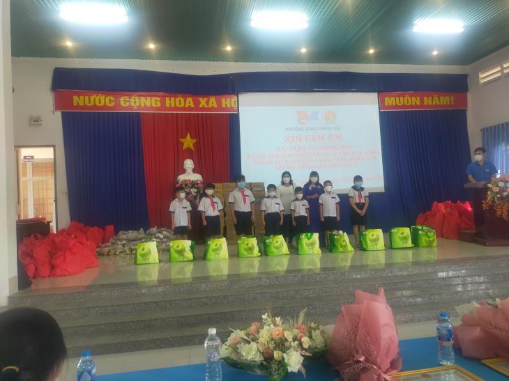 Long Thành Bắc tổ chức  trao quà Tết cho học sinh, trẻ em có hoàn cảnh khó khăn